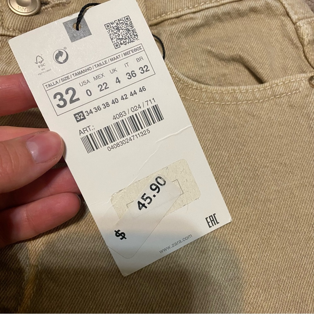 NWT {Zara} Mom Fit High Rise Jeans ~ Size US 0 - Picture 8 of 16